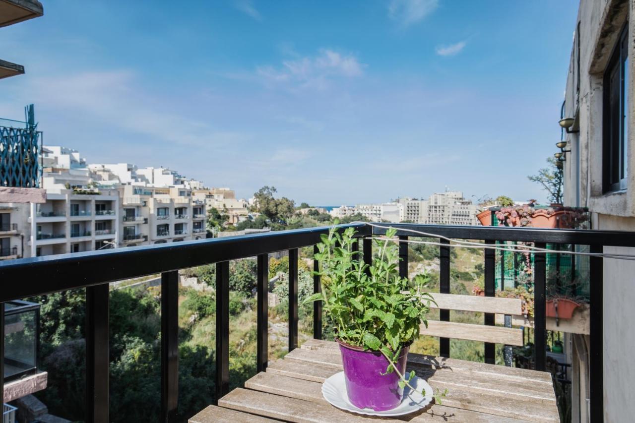 Stylish 3 Bedroom Apartment - St. Julians - 5 Mins From Balluta Bay Saint Julian's Εξωτερικό φωτογραφία
