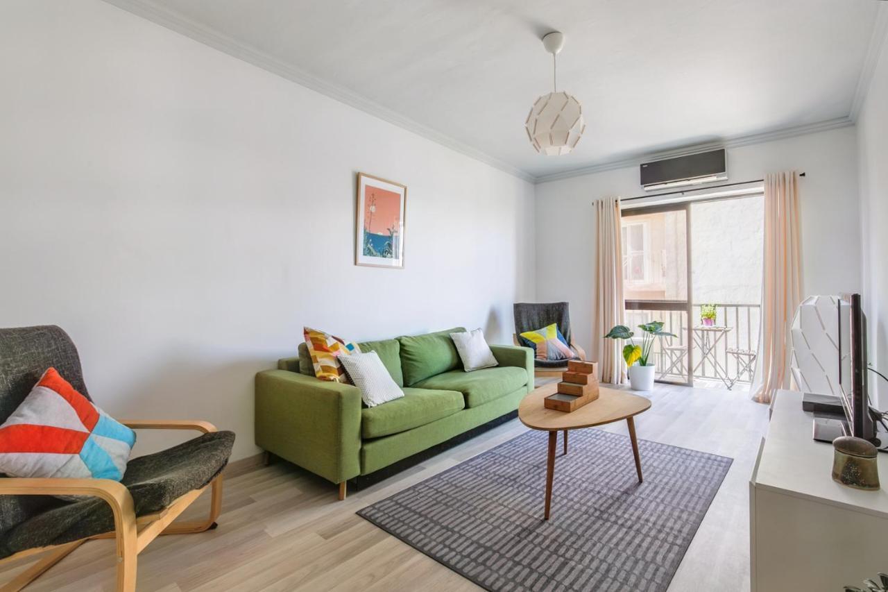 Stylish 3 Bedroom Apartment - St. Julians - 5 Mins From Balluta Bay Saint Julian's Εξωτερικό φωτογραφία